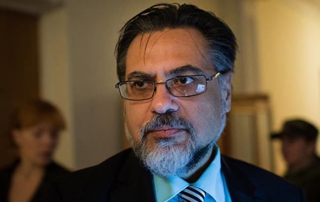 Представитель ЛНР выехал в Минск на переговоры контактной группы