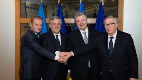 Евросоюз поддерживает кандидатуру Порошенко на выборах, - нардеп