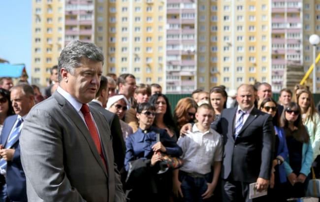 Порошенко заявил о разработке механизма обеспечения жильем силовиков