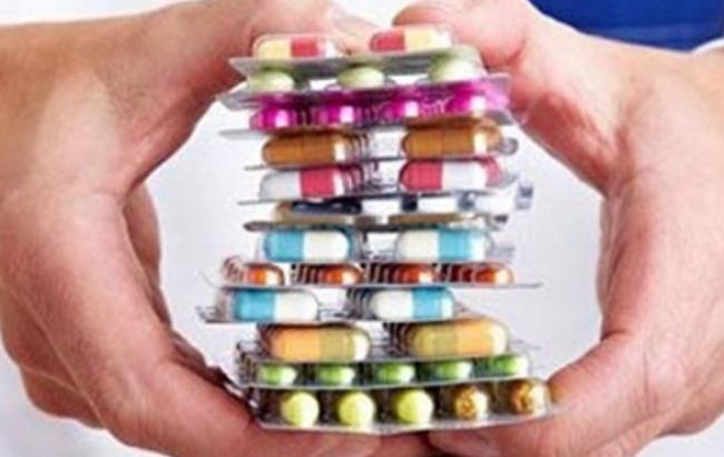 СБУ вилучила в Київській області більше 2 млн небезпечних фальсифікатів популярних ліків