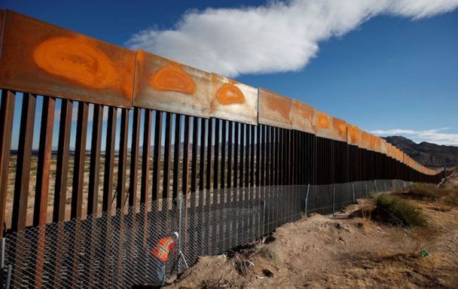 Стіна на кордоні з Мексикою: Верховний суд США відмовився зупинити будівництво