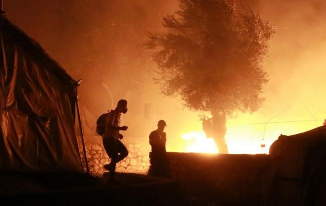 В Греции вспыхнули масштабные лесные пожары
