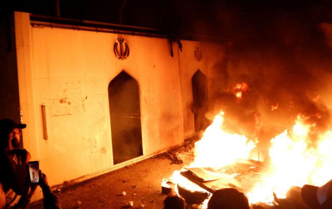В Іраку вбили 16 протестуючих після підпалу іранського консульства