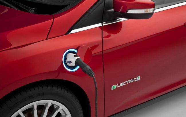 Ford инвестирует 4,5 млрд долларов в производство электромобилей к 2020