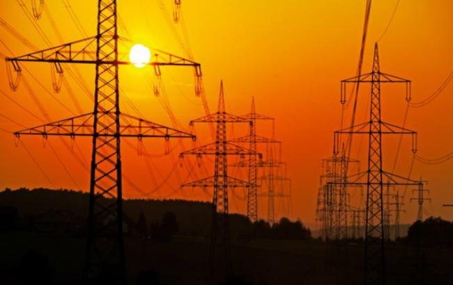Виробництво електроенергії в Україні в березні скоротилося на 9,7%