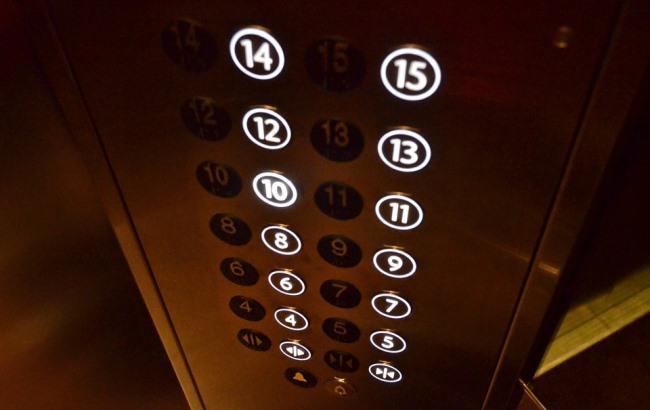 Загибель немовляти в ліфті в Сумах: інцидент отримав продовження