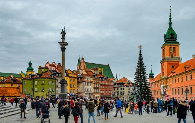 Скільки грошей витратять на Різдво українці у Польщі: опитування