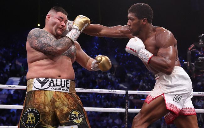 Джошуа взяв реванш у Руїса і повернув титули чемпіона світу