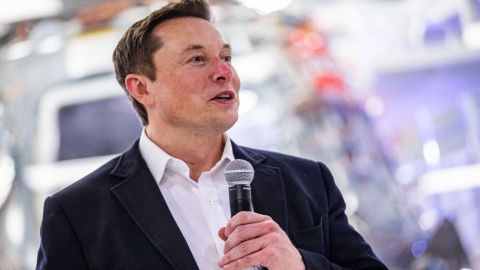 Tesla планирует продавать свои автомобили за биткойны