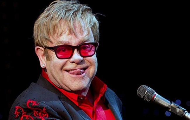 Муж Элтона Джона нашел Путина очаровательным