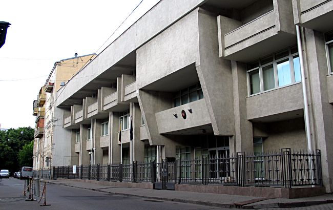 Россия отказала во въезде сотруднику посольства Литвы