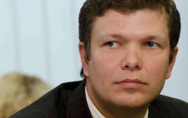 У Раді вимагають самовідводу 7 суддів КСУ з розгляду закону про люстрацію