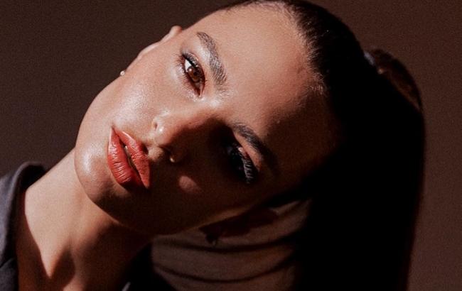 Звездный стилист назвал главный тренд в окрашивании волос в новом году