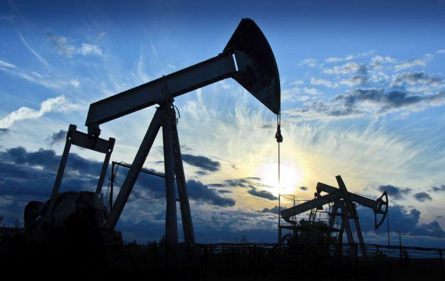 Цена на нефть Brent опустилась ниже 50 долларов за баррель