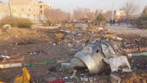 Спутник США зафиксировал тепловой след двух ракет на пути к украинскому самолету