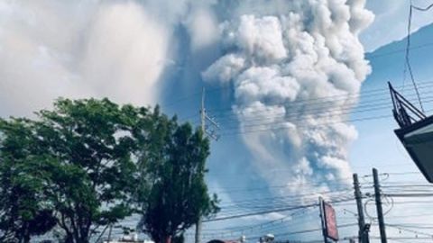 Нове виверження вулкана на Філіппінах: евакуйовують 200 тис. людей