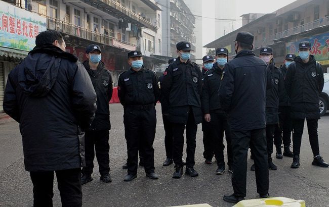Число хворих вірусом в Китаї перевищило 640, 18 померлих