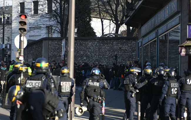 У Франції поліція застосувала газ проти демонстрантів