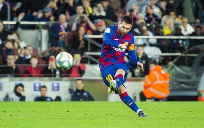 Месси планирует продлевать контракт с "Барселоной" каждый сезон