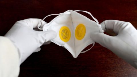 Нідерланди через брак відкликали 600 тисяч китайських медичних масок