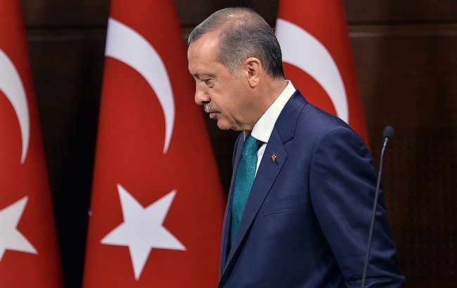 Партия Президента Турции потеряла большинство в парламенте