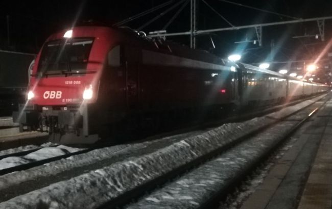 Австрія призупинила рух пасажирських поїздів з Італії через коронавірус