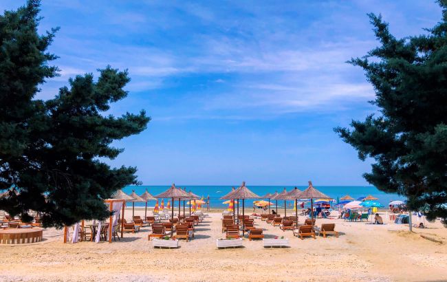 "У COVID тут не вірять": українець розповів про відсутність обмежень на курортах Албанії