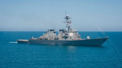 Ракетний есмінець США рухається в Чорне море