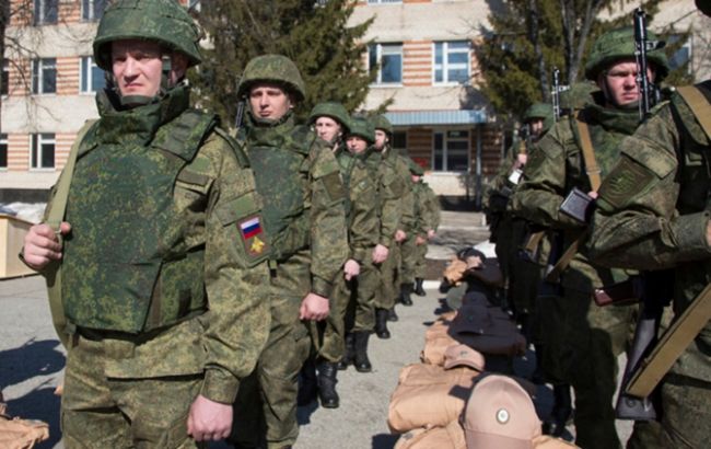 На Донбассе погиб российский военный, еще один ранен, - разведка