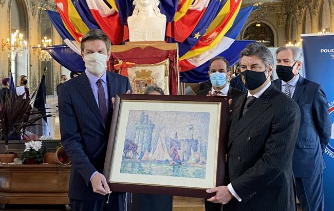 Україна передала Франції викрадену з музею Нансі картину