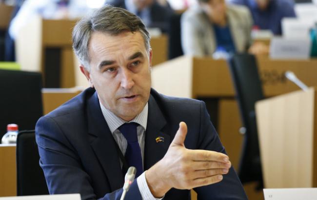ЄС може призупинити допомогу Молдові, - євродепутат