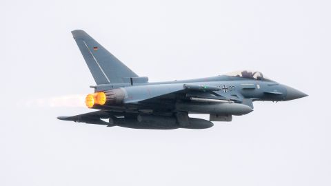 Великобритания будет убеждать Германию продать 40 истребителей Typhoon Турции, - СМИ