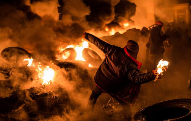 Дочка участника Майдана написала проникновенное стихотворение и раскритиковала власть