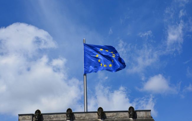 Лідери ЄС пообіцяють на саміті озброювати і фінансувати Україну під час війни з Росією, - ЗМІ