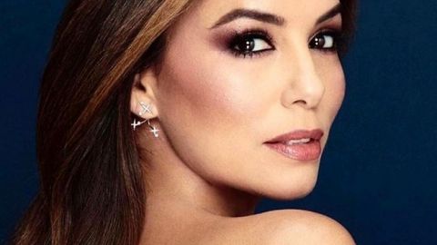 Ослепительна! 44-летняя Ева Лонгория покорила сеть стройной фигурой в облегающем платье