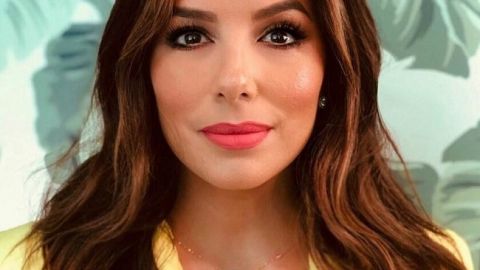 Еще стройнее! Ева Лонгория показала идеальную фигуру в стильном образе