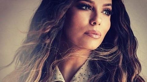 Эти ноги! Ева Лонгория восхитила идеальной фигурой в роскошном вечернем платье