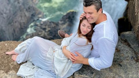 Евгения Хмару с женой унесло в океан на Маврикии: опасные приключения пары