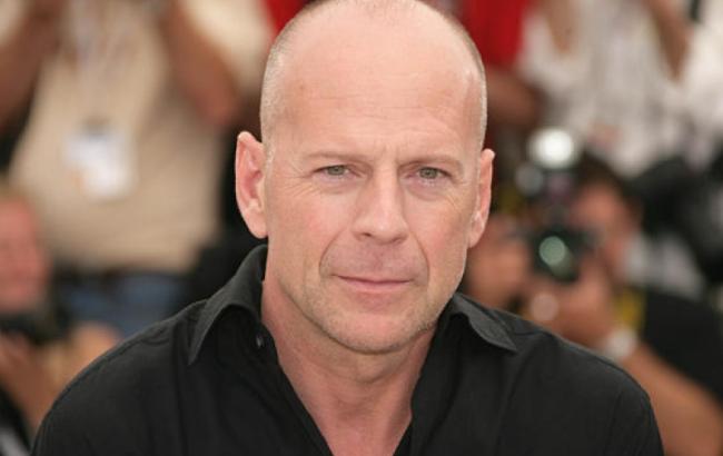 Брюс Уиллис отказался от фильма "Поминки" из-за финансовых проблем проекта