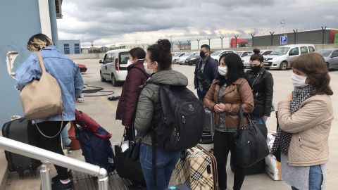 Из Турции по морю отправили домой 38 украинцев