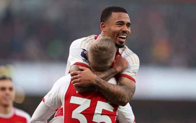 Зінченко з асистом і помилкою здобув перемогу в "Арсеналі", "Евертон" Миколенка почав підйом