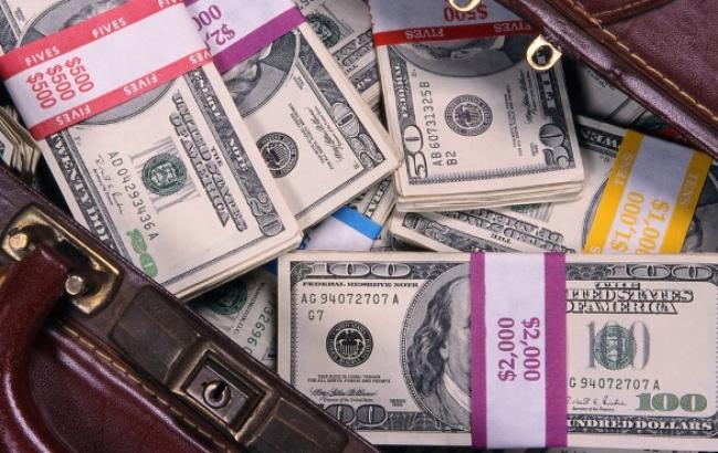 НБУ сегодня продал банкам на валютном аукционе 5 млн долл. по среднему курсу 14,97 грн/долл