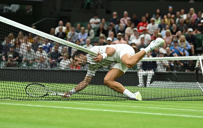 Уимблдон-2023: Джокович и Зиннер выбили нейтральных россиян в 1/4 финала