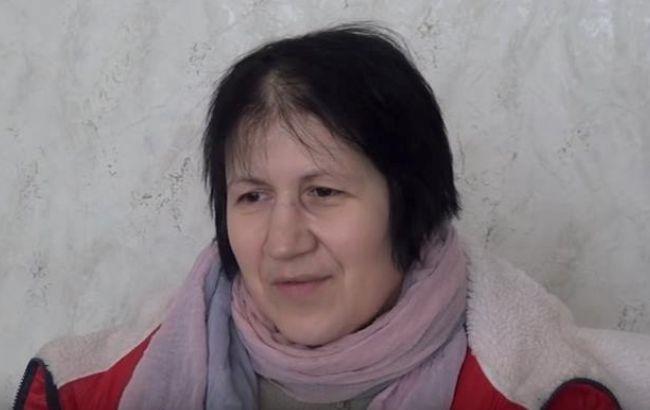 Звільнена з полону українка розповіла, як з неї "вибивали" зізнання у вбивстві Мотороли