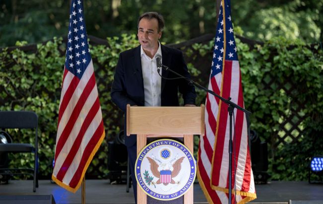 Посол США розкритикував Угорщину за інгорування інтересів НАТО