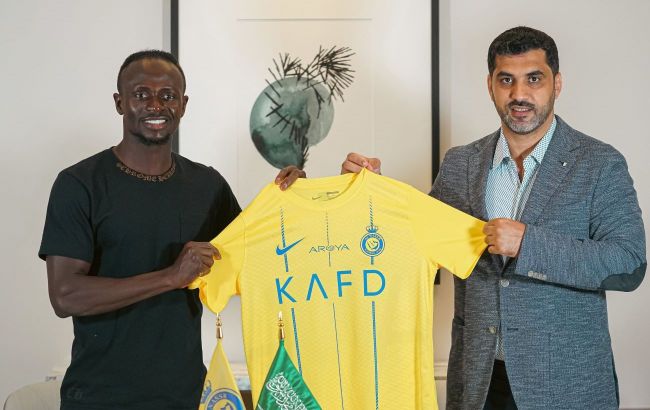 Роналду получил экс-лидера "Ливерпуля" в звездные одноклубники