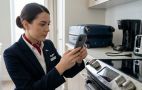 Що обов'язково треба зняти на телефон перед від'їздом: лайфхак від бортпровідниці