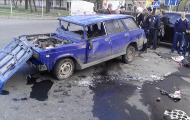 ДТП в Донецьку: п'яний бойовик прострілив ногу водієві