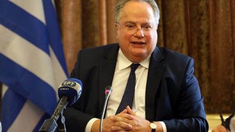 Глава МИД Греции подал в отставку