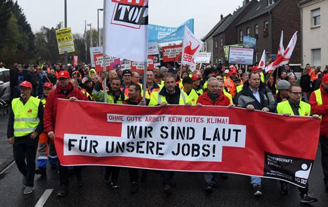 В Германии 20 тыс. шахтеров вышли на протест против отказа от угля